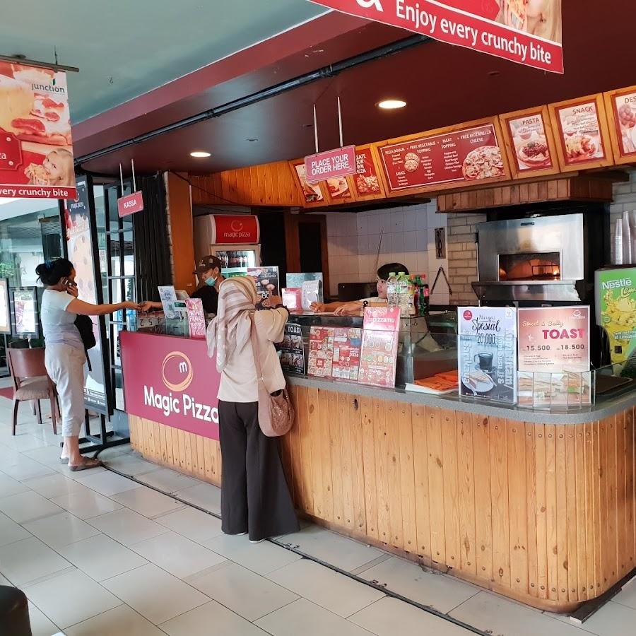 Bolen Lilit & Magic Pizza, Yogya Riau Junction