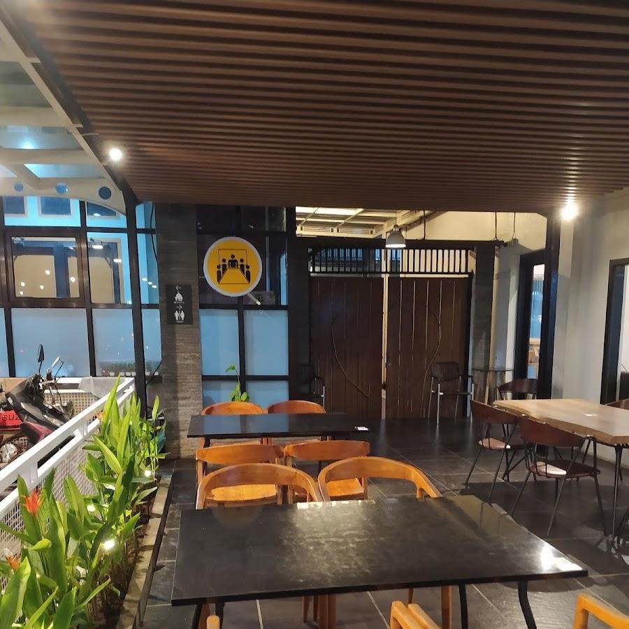 Oasis Coffee, Pekalongan Timur