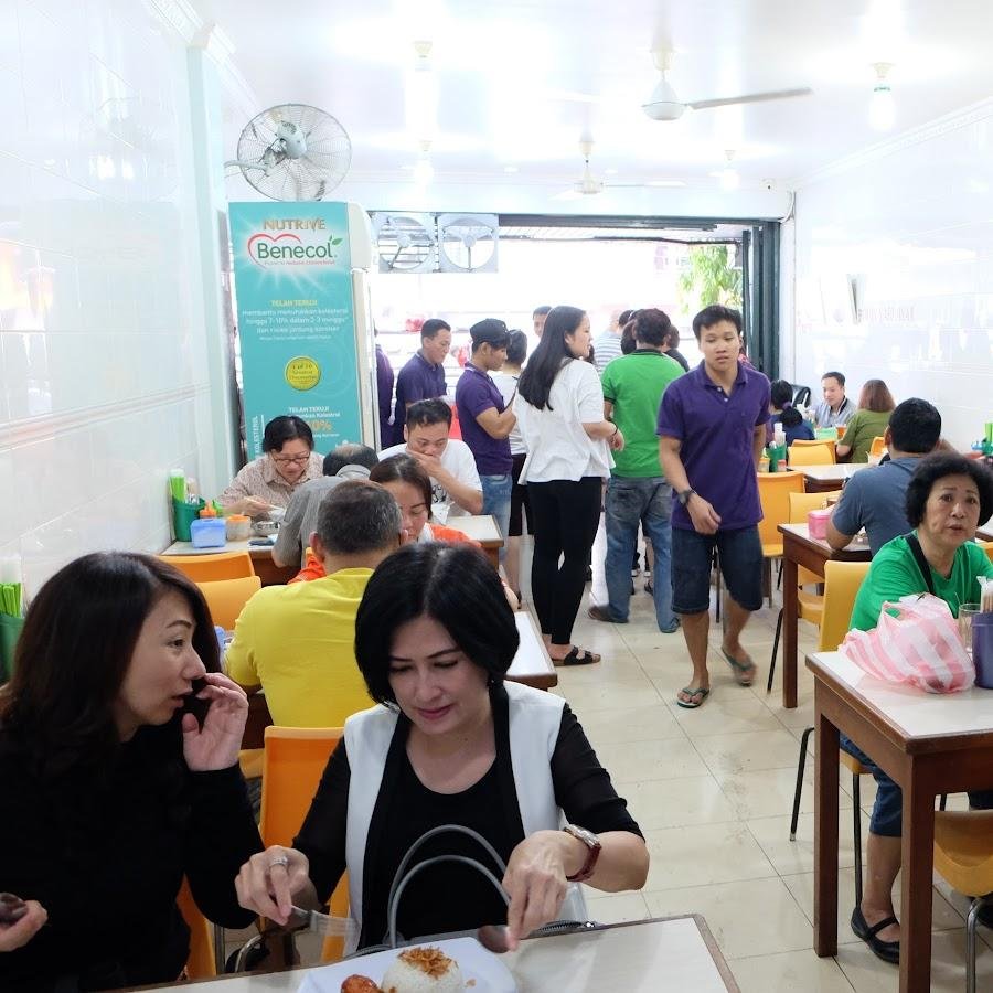 Bakmi Ernie, Boulevard Raya