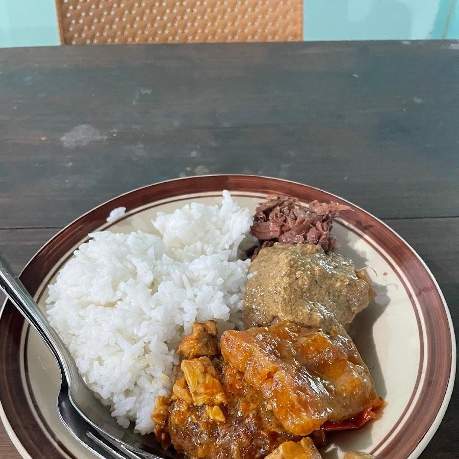 Gudeg Mbak Pirang by Bu Mardjo, Depok