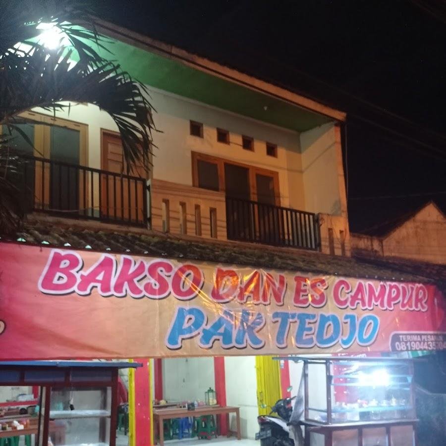 Bakso Dan Es Campur Pak Tedjo, Brontokusuman