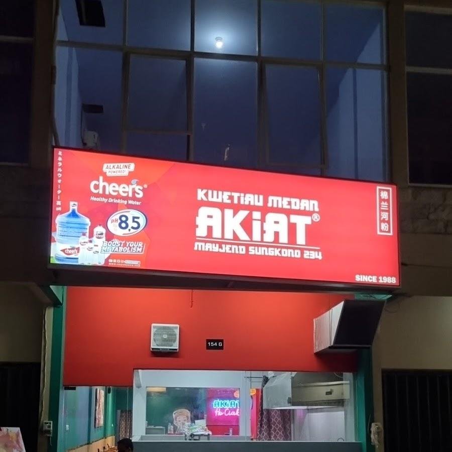 Kwetiaw Medan Akiat, Mayjend Sungkono