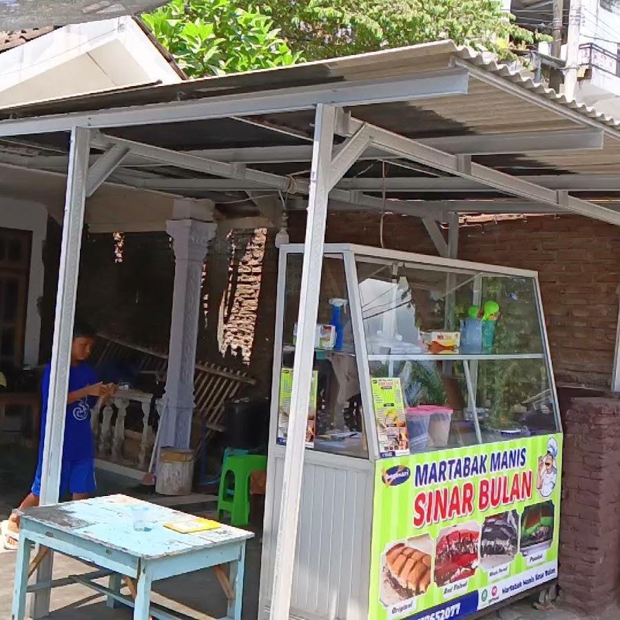 Martabak Manis Sinar Bulan, Jalan Mastrip