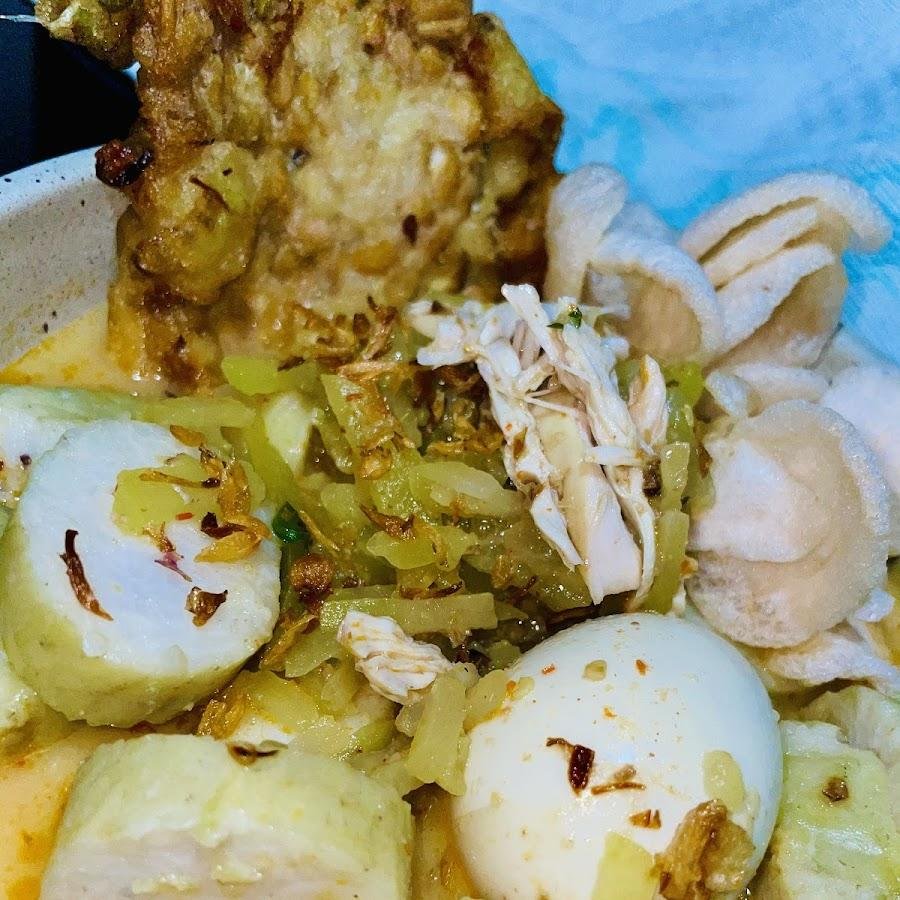 Lontong Sayur Bu Lestari, Sumurboto