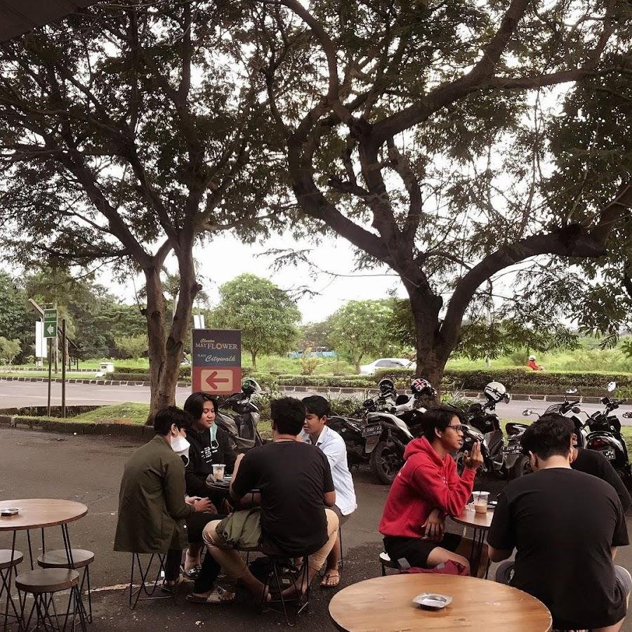 Mahalona Kopi, Galuh Mas