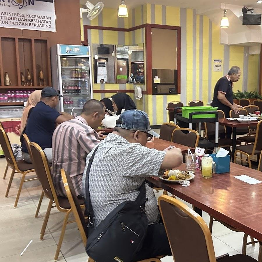 Rumah Makan Indah Sari, MT Haryono