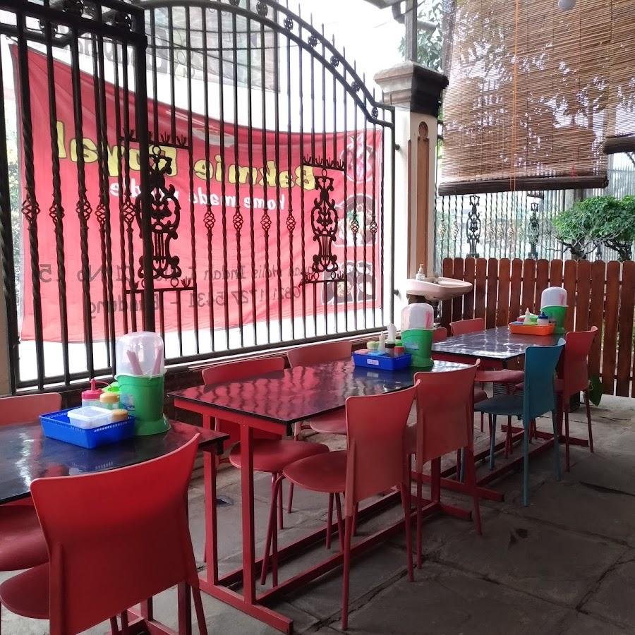 Bakmie Royal, Taman Holis Indah