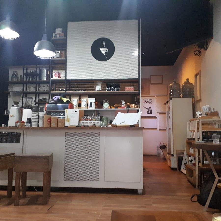 Awor Gallery & Coffee, Yap Square B11