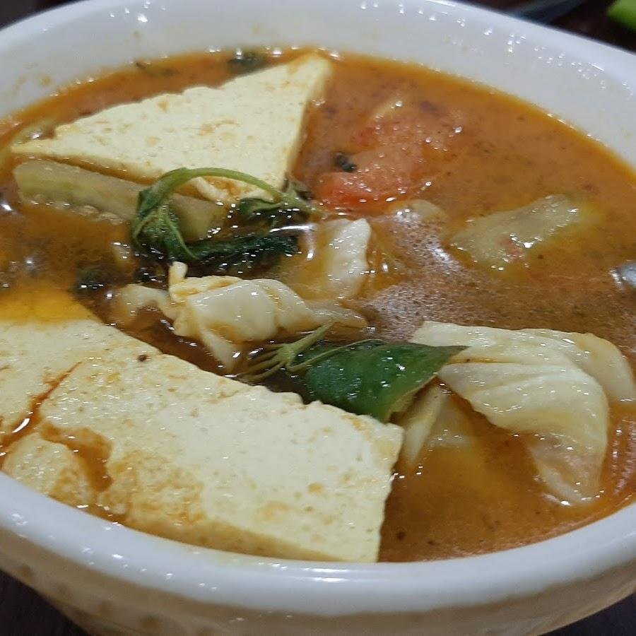 Batik Vegan Excel, Mulyorejo