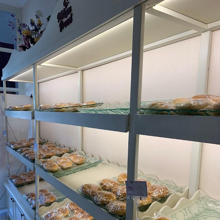 Welzen Bread Raya Gubeng