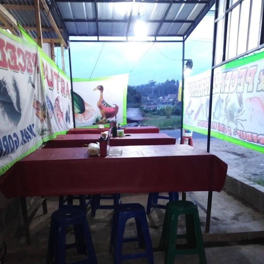 Izzat Seafood & Pecel Lele, Baleendah