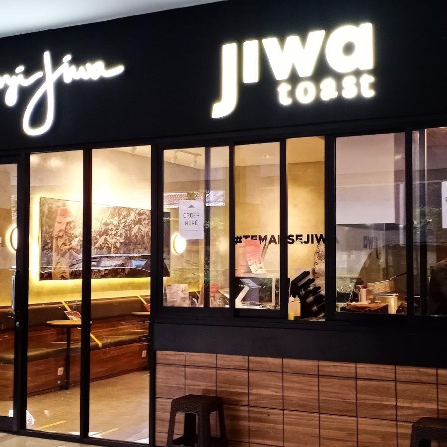 Kopi Janji Jiwa & Jiwa Toast, Dave Apartment