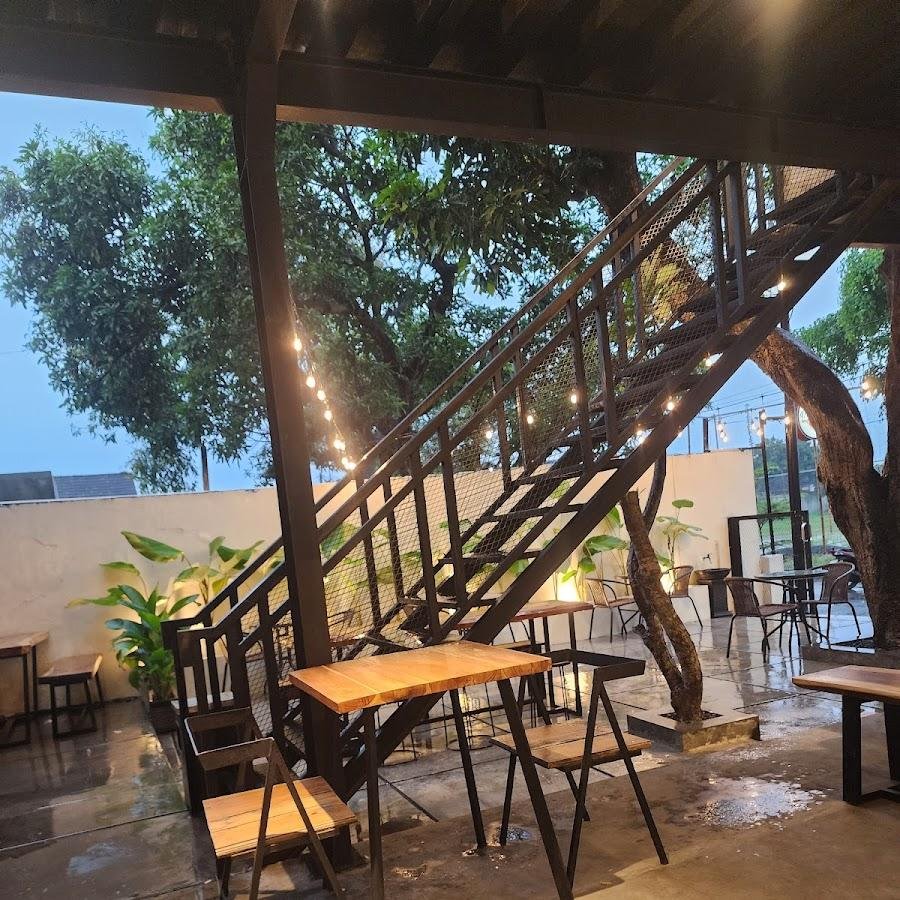 Kedai Wilis, Karanganyar