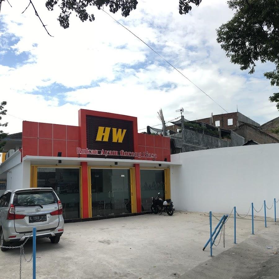 Ayam Tulang Lunak Hayam Wuruk, Letjen Suprapto Solo