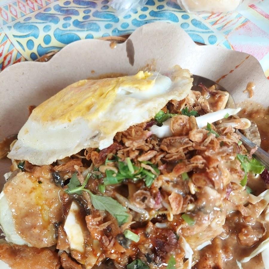 Pecel Uleg & Es Campur Mbak Mah, Gajahmungkur