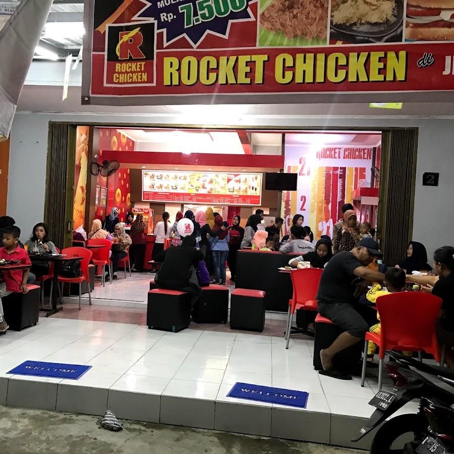 Rocket Chicken, Pedan