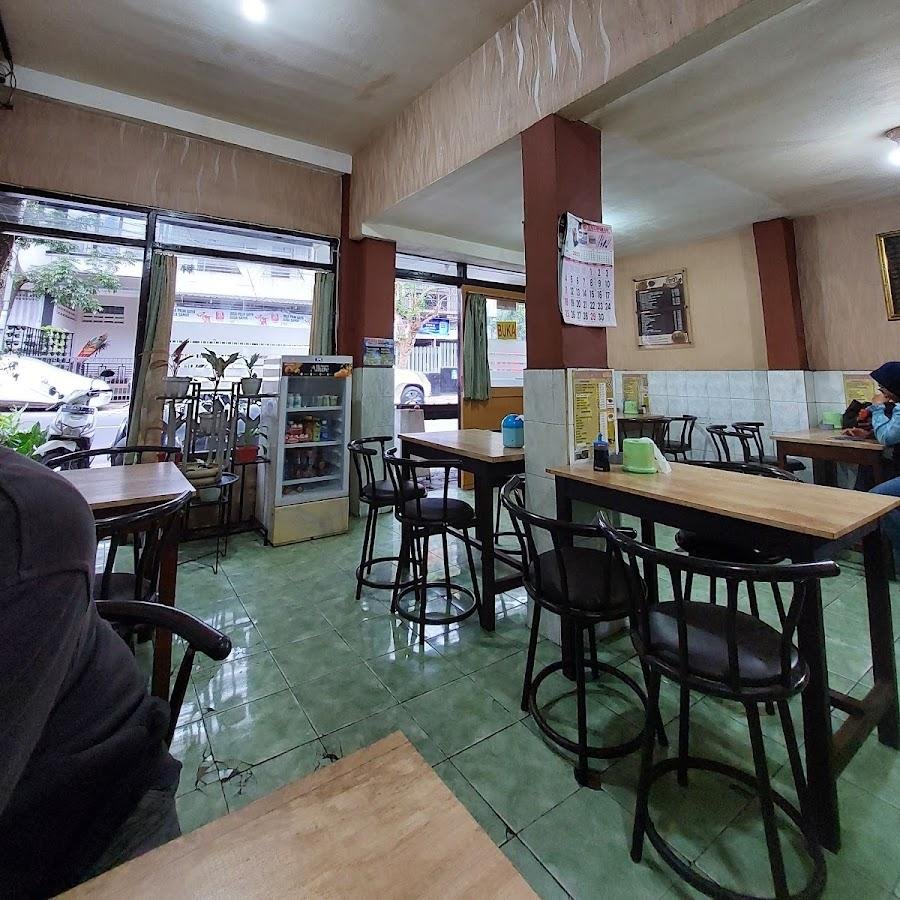 Warung Sate Gule 89 H Duriyat, Oro-oro Dowo