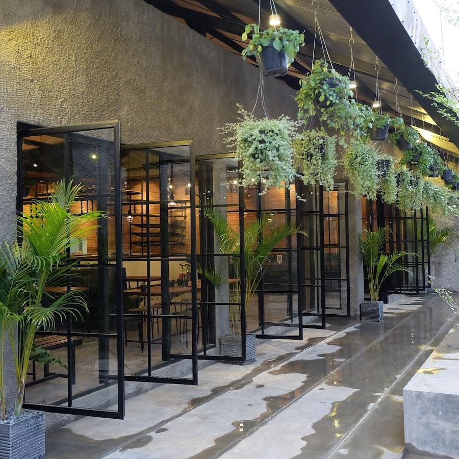 Ayam Kriwil, Rawamangun