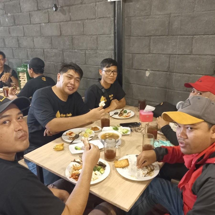 Ikan Bakar Dan Seafood Laksita, Tajem