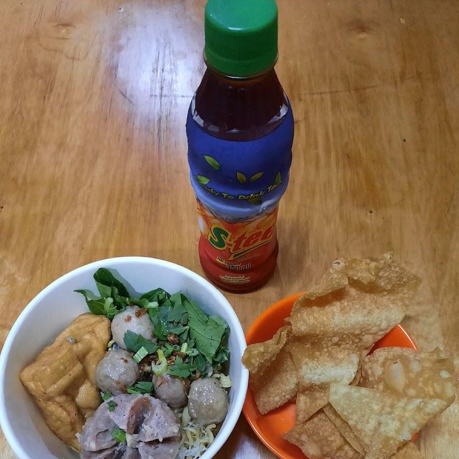 Bakso Pak Edy, Kramat Sentiong