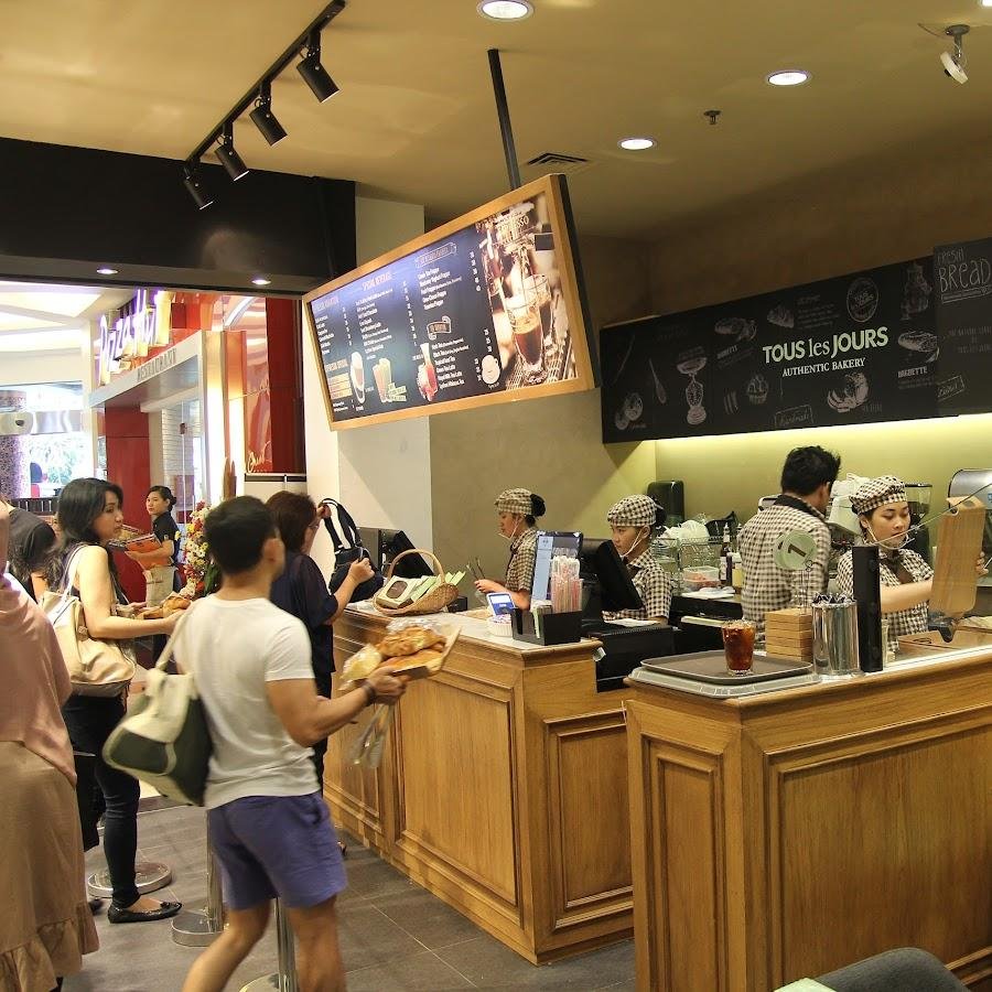 TOUS les JOURS, Trans Studio Mall