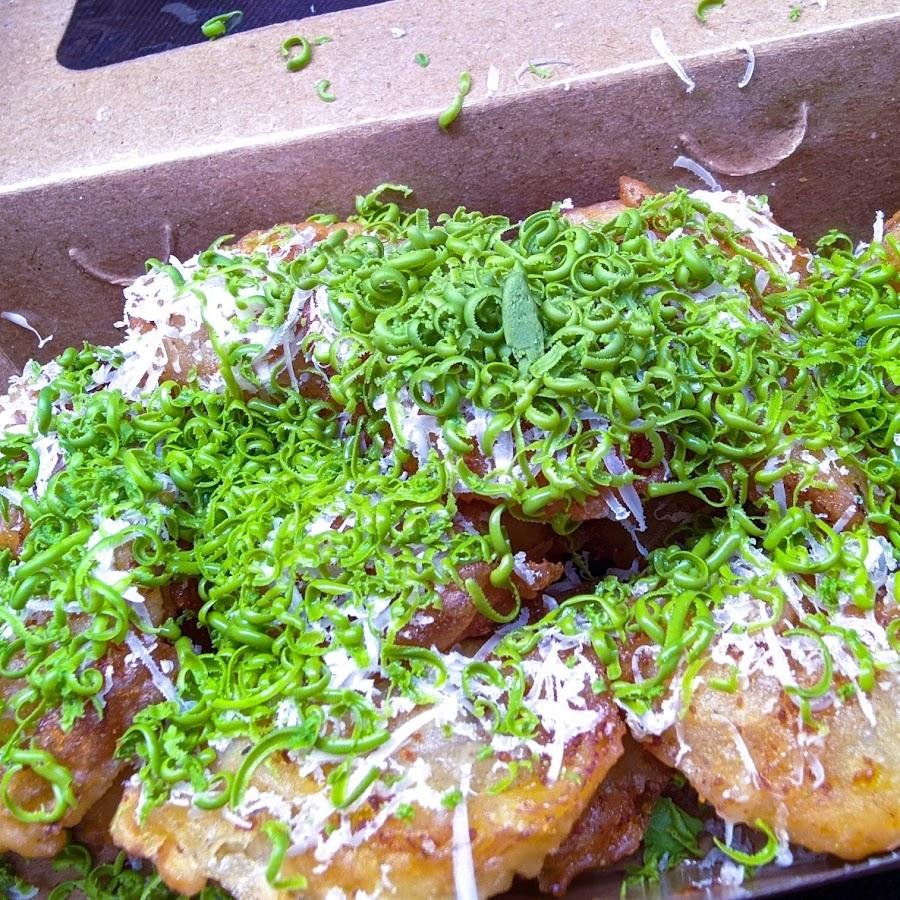 Pisang Juju, Sagan