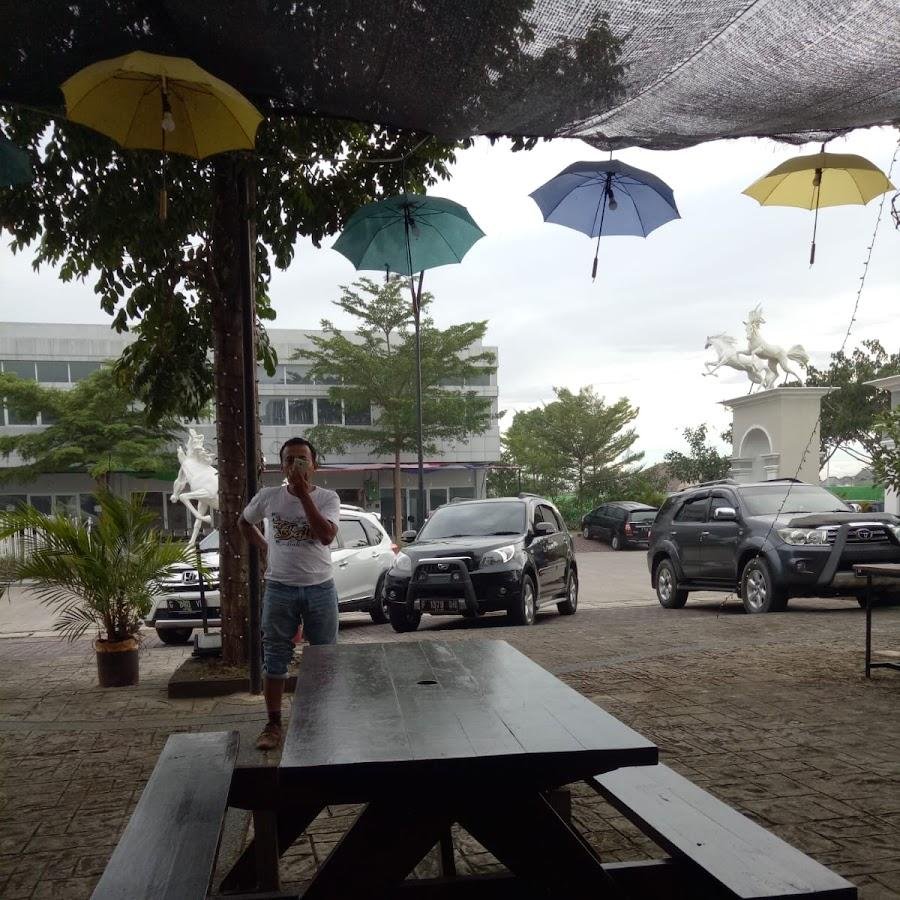 Papa Brew Coffee, Kemandungan