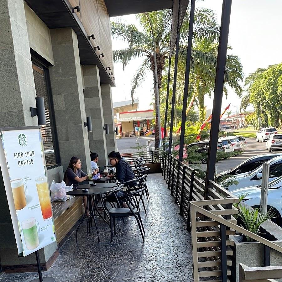 Starbucks, Kota Araya Malang