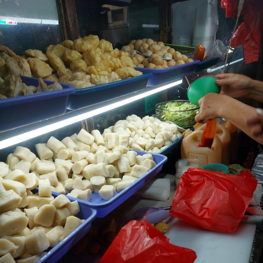 Pempek Putri Bangka, Dr Muwardi 2