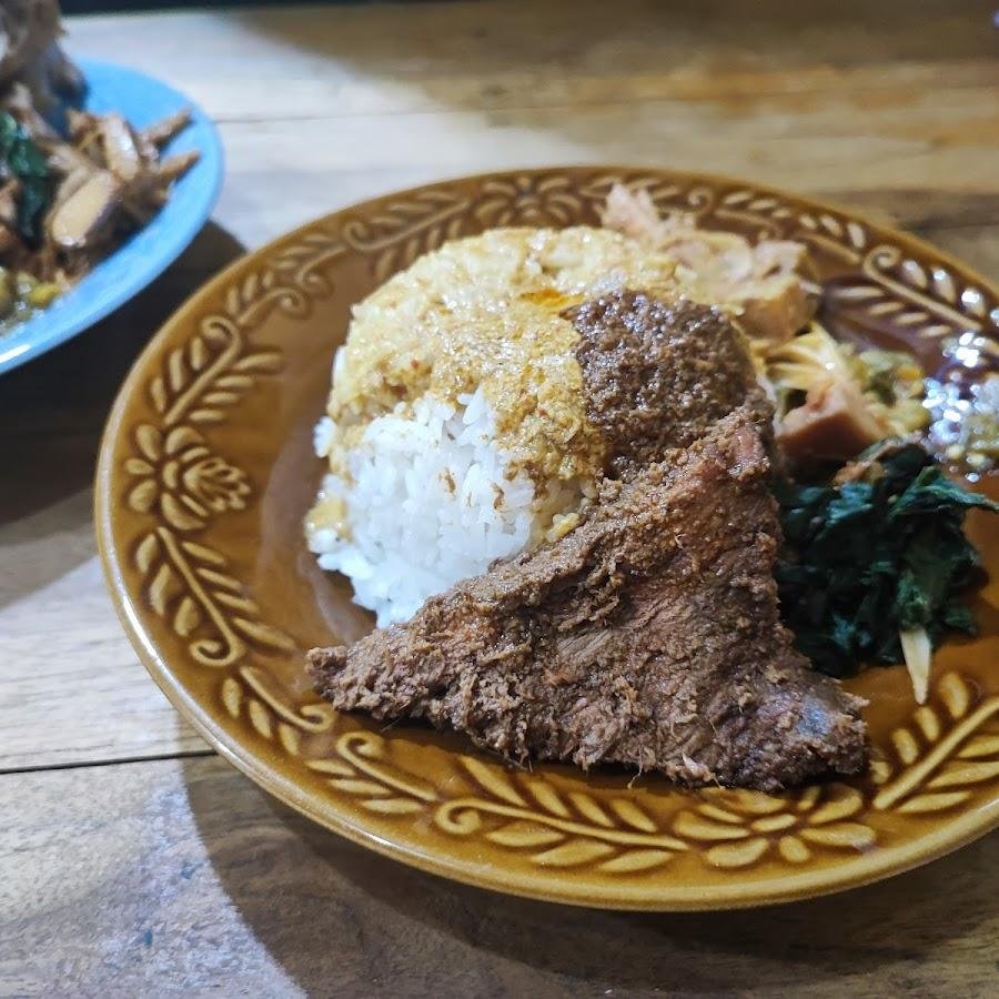 Masakan Padang Pondok Salero, Petemon Barat