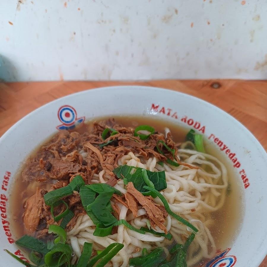 Mie Ayam SMP 11 Pak Sarwono, Demakan