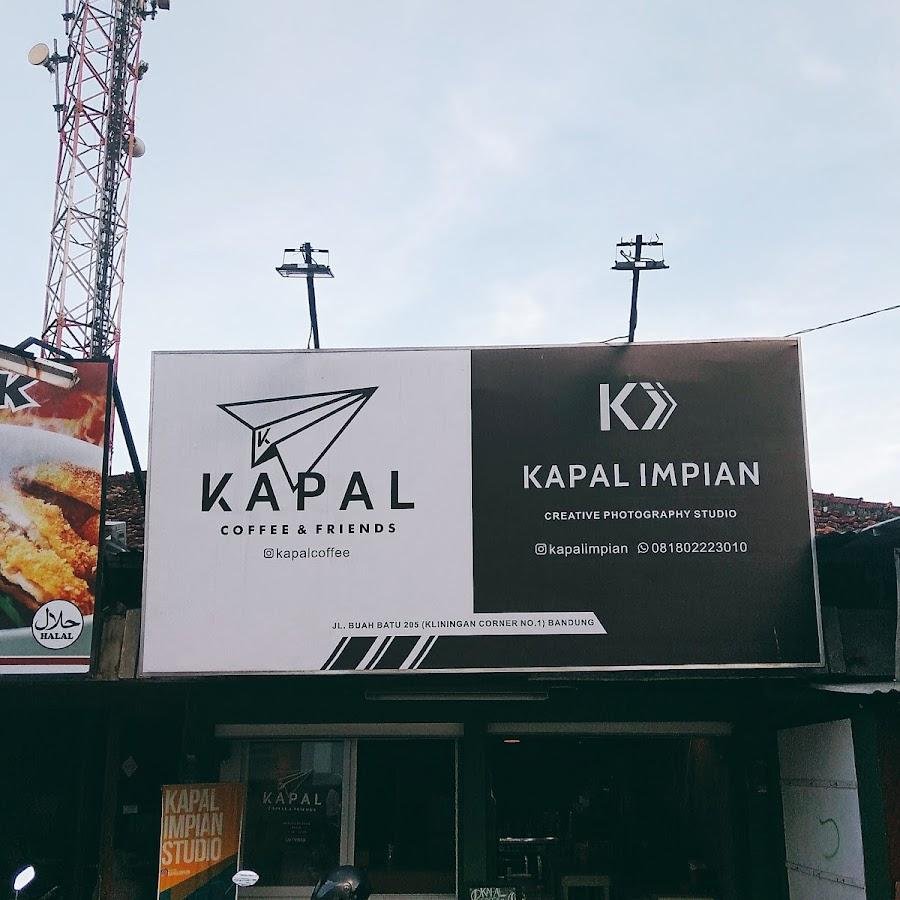 Kapal Coffee & Friends, Buah Batu