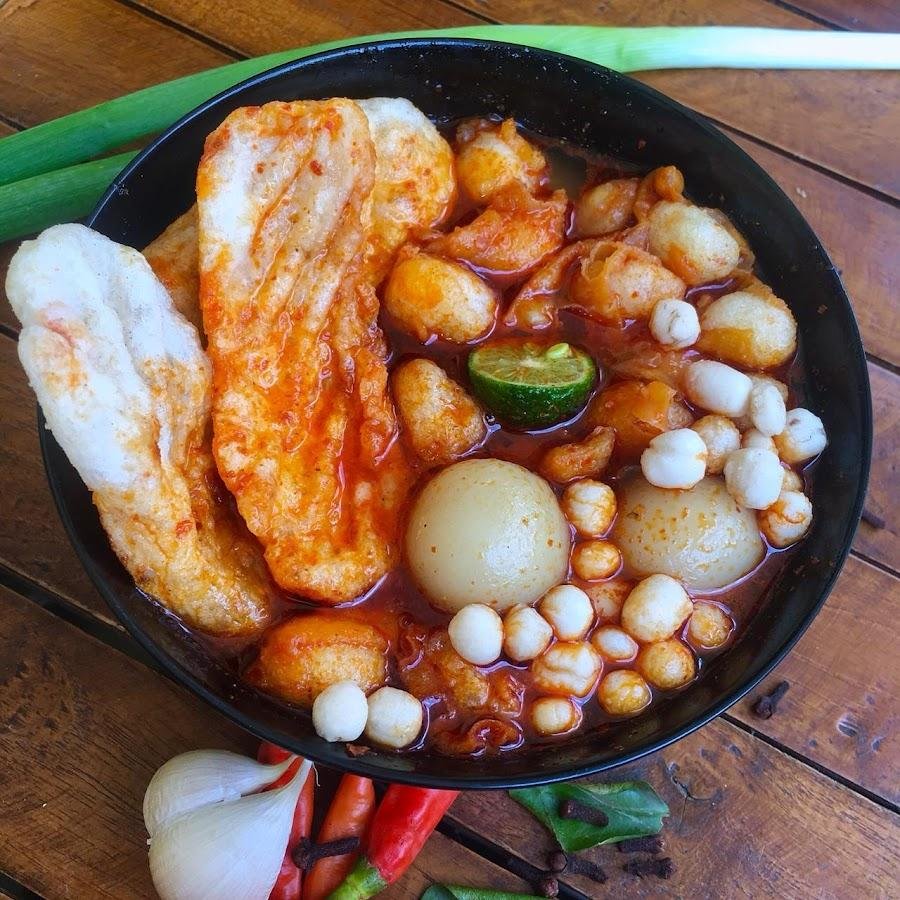 Baso Aci & Cuanki Hareudang, Kasihan