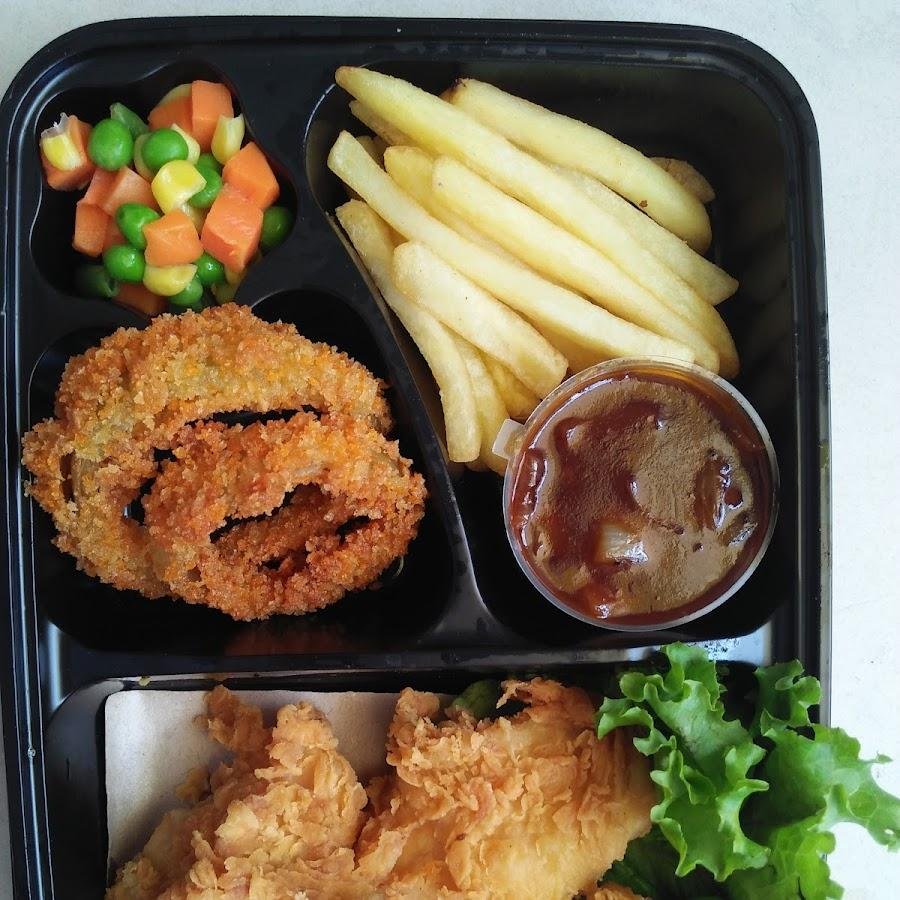 Ayam Geprek, Prince Kitchen, Jl. Suningrat