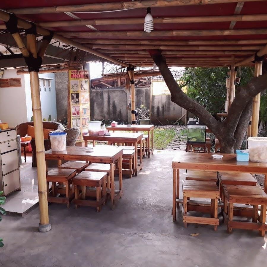 Saung Cafe 99