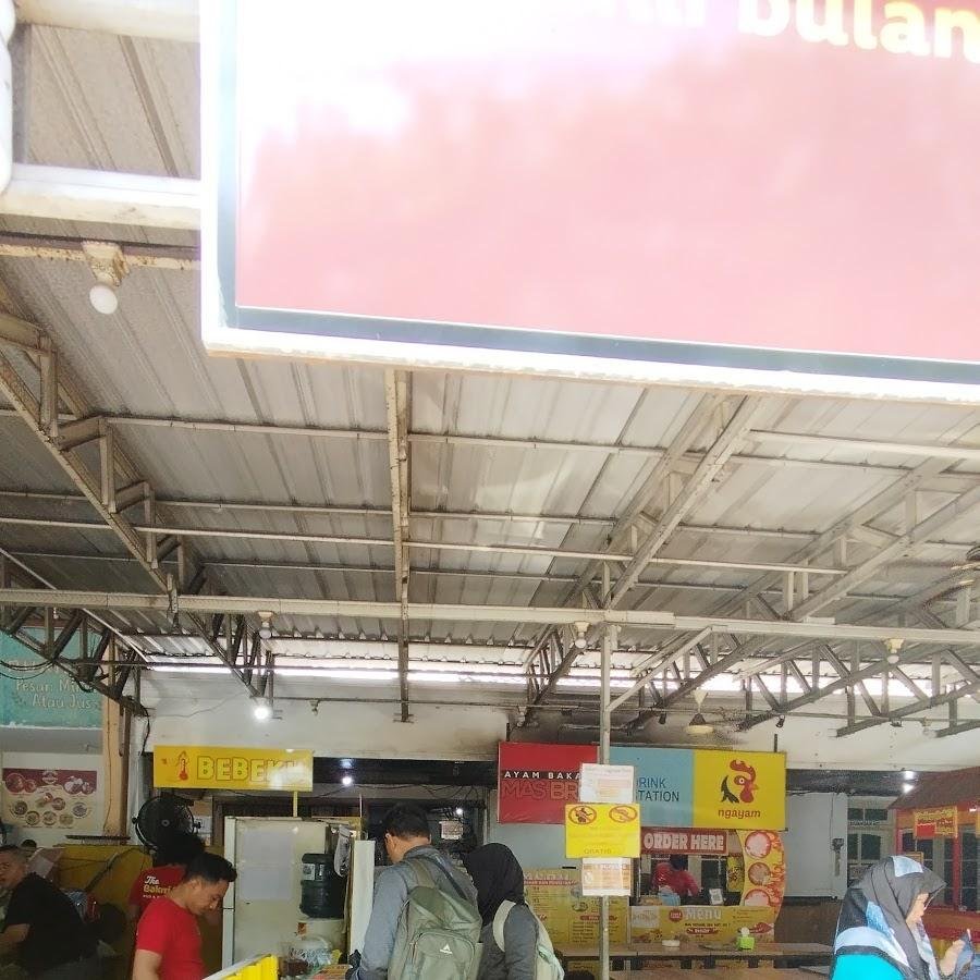 Ngayam, Tenggilis - Pujasera Masbro