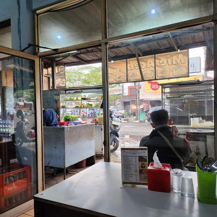 Warung Mie Aceh T Fardan, Jatinangor