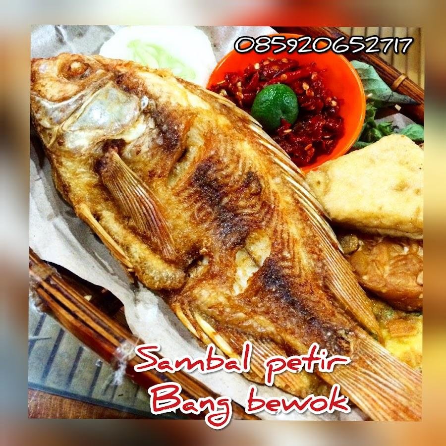 Pecel Lele Sambal Petir Bang Bewok, Ciputat Raya