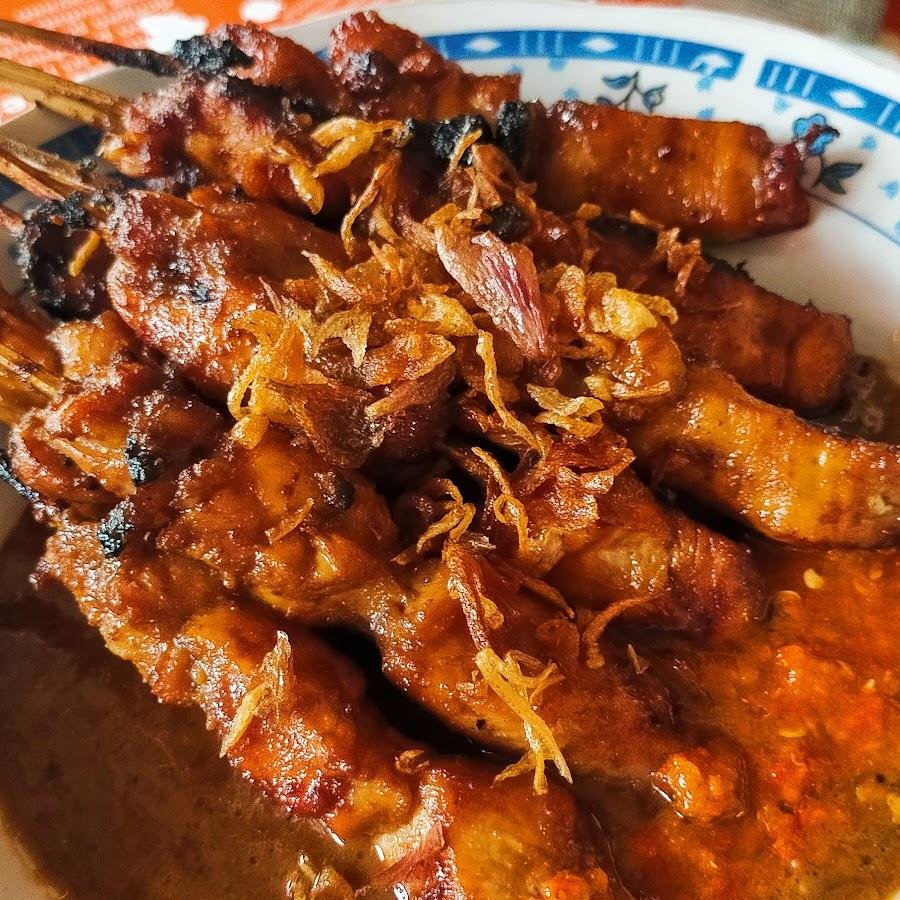 Sate Ayam Pertok, Gedung Hijau 1