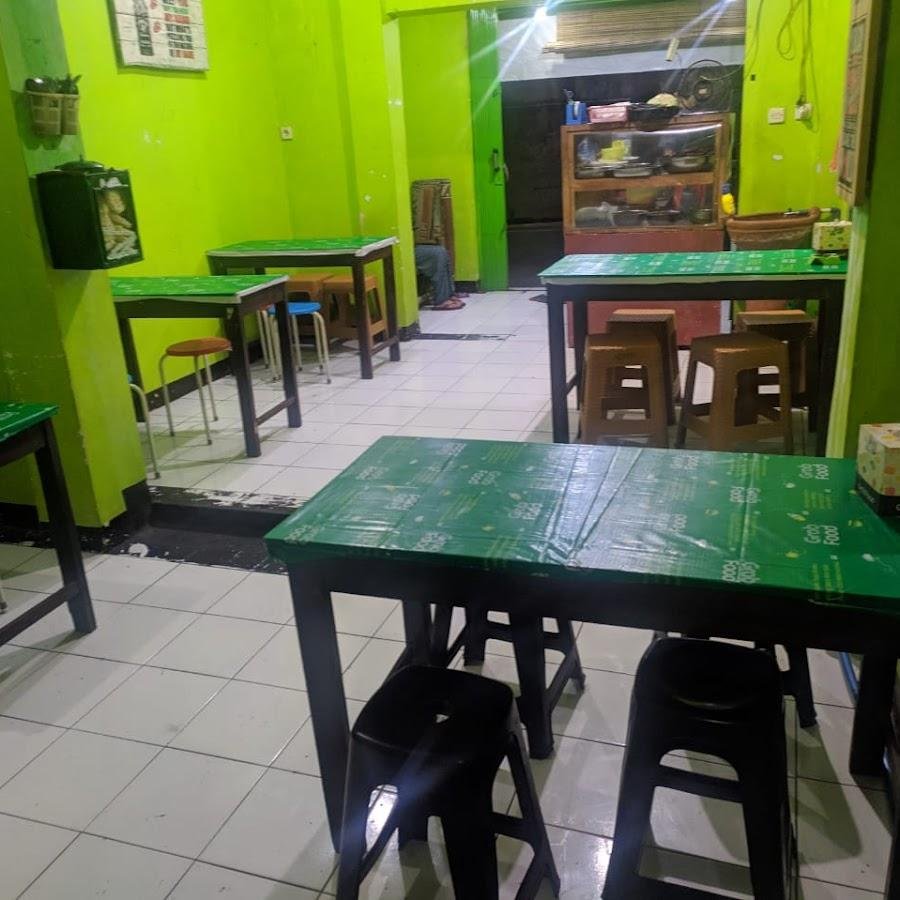 Ayam Bakar Madu Tebe, Tambak Bayan