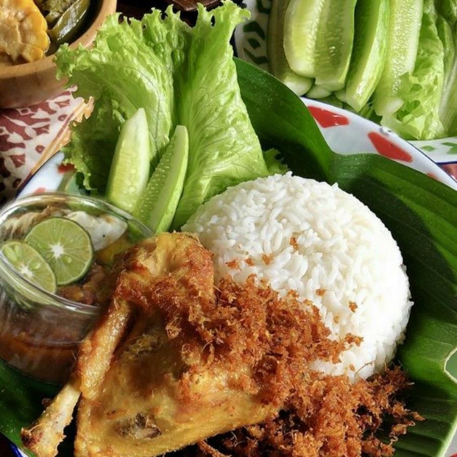 Ayam Rempah Dan Ayam Geprek KOKORIKO