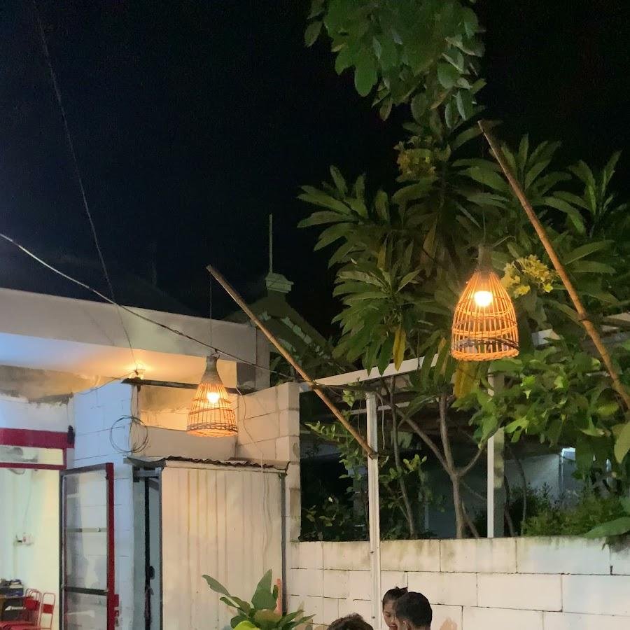 Le Ezmod Pizza & Pasta, Ngagel