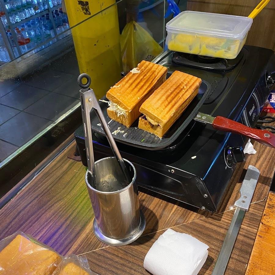 Bolu Bakar Tunggal, Borma Dago