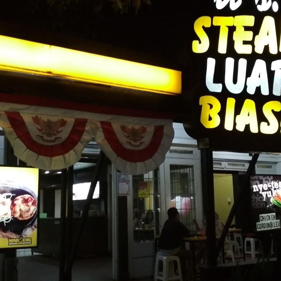 Waroeng Steak And Shake, Dipatiukur Bandung