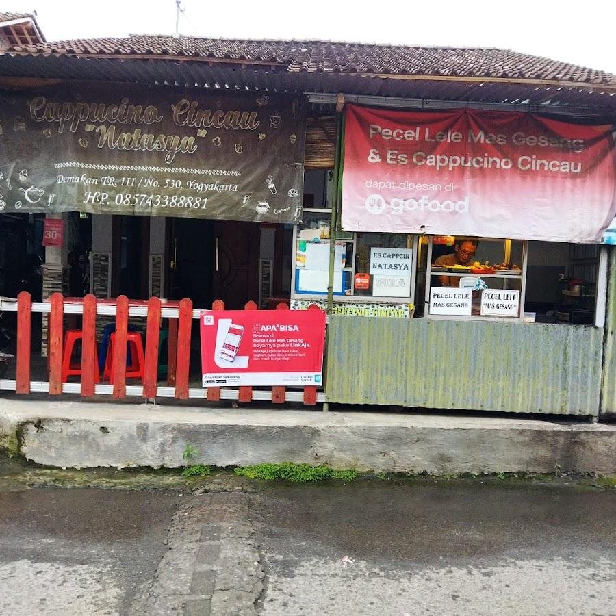 Pecel Lele Mas Gesang & Es Cappucino Cincau, Wirobrajan