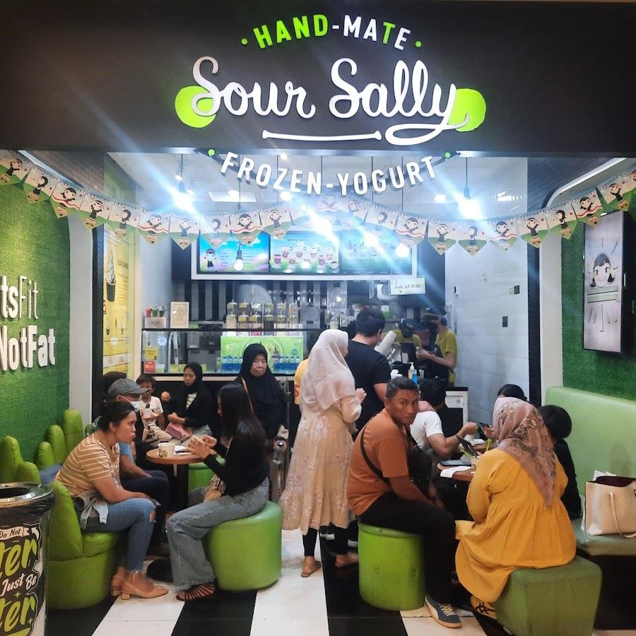 Sour Sally, Tunjungan Plaza 3