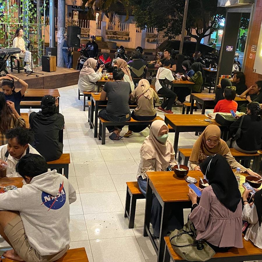 Burjo And Kitchen, Warungboto