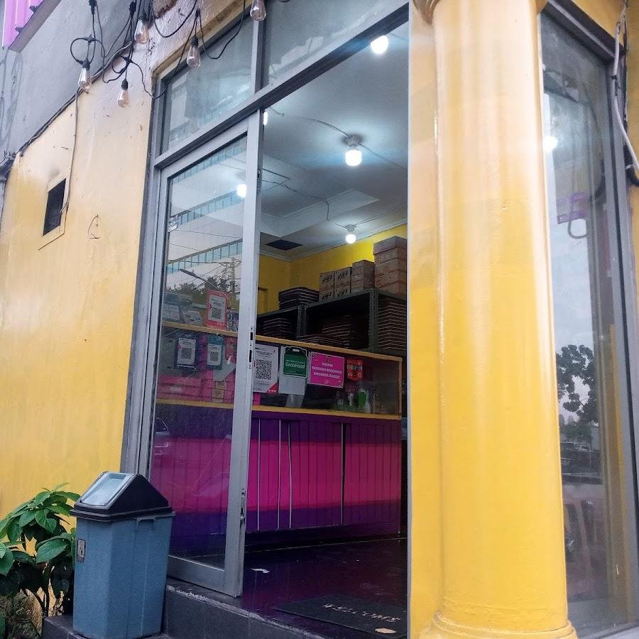 Martabak Pizza Orins, TB Simatupang
