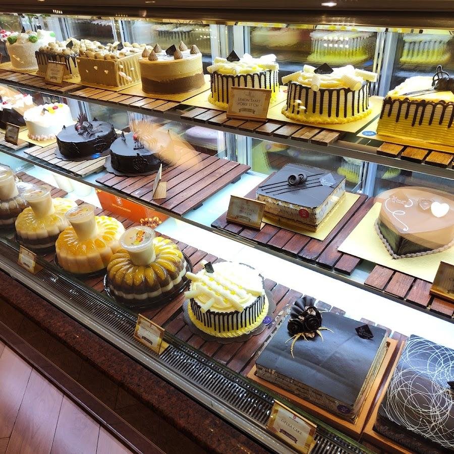 Holland Bakery, Pondok Pinang