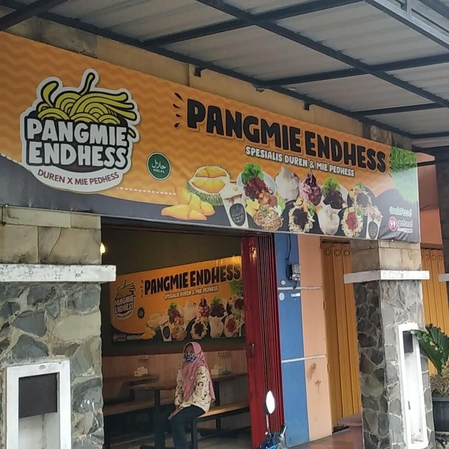Es Duren dan Mie Pedes Pangmie Endhess, Gadang
